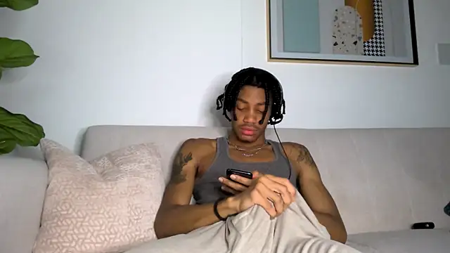 Skinnyblackman online show from December 2025 05:46:01 AM