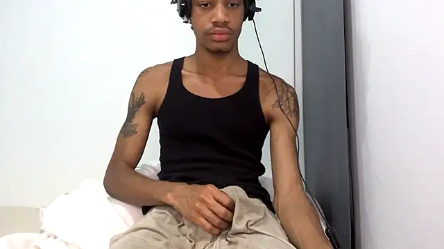 Skinnyblackman online show from March 2026 05:57:02 AM