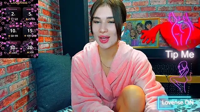 UrJoyy online show from November 2025 03:56:02 PM