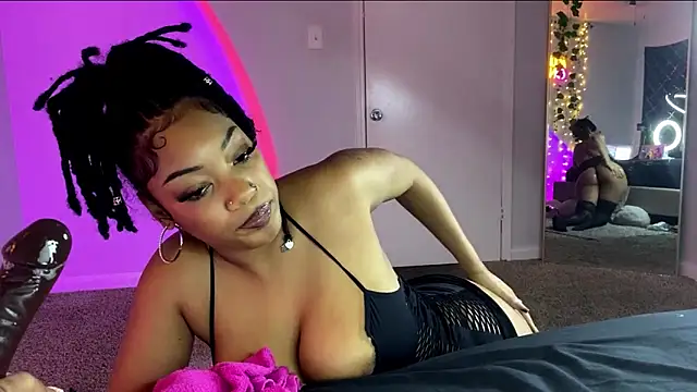 Snapshot of SheSoNastyy_21 chatting on October 2025 10:27:01 AM SheSoNastyy 21 online show from October 2025 10:27:01 AM