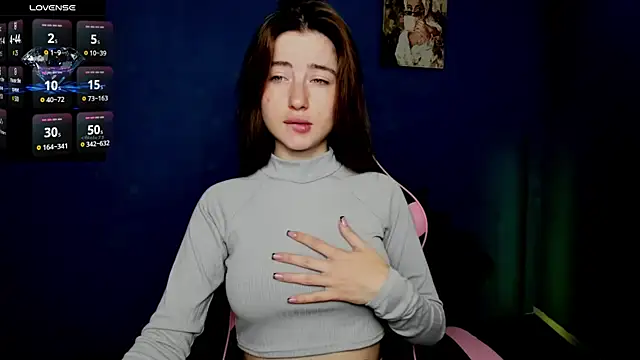 Snapshot of Luxuryalma chatting on September 2025 07:53:01 AM Luxuryalma online show from September 2025 07:53:01 AM