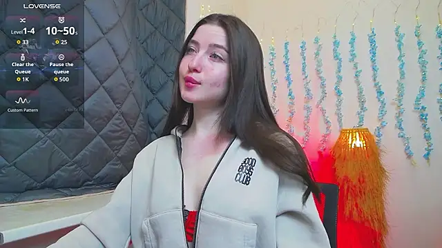 Luxuryalma online show from March 2026 06:52:01 AM