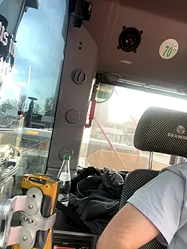 Bick dick1997 online show from November 2025 02:39:01 PM