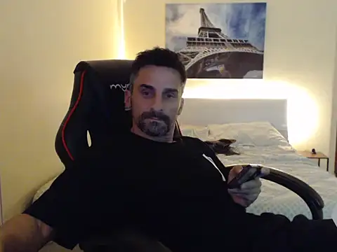 amydamarw online show from February 2026 07:54:01 PM