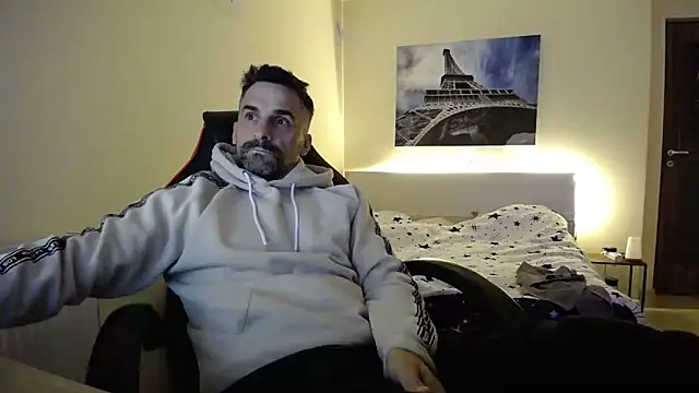 amydamarw online show from April 2026 02:10:01 AM