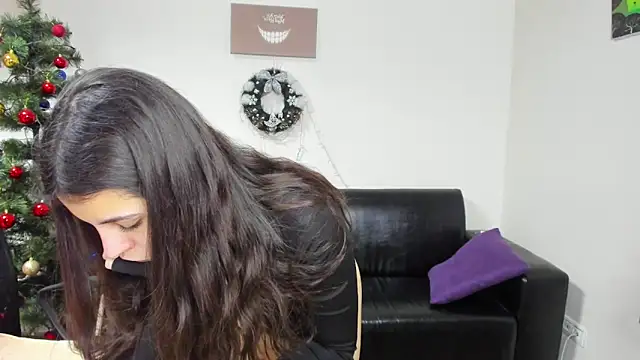 Snapshot of Molly_Owens chatting on January 2025 10:44:01 AM Molly Owens online show from January 2025 10:44:01 AM