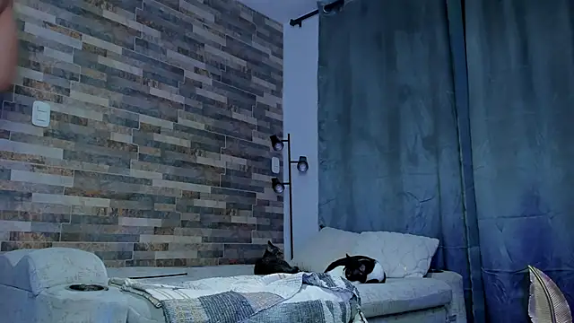 Snapshot of zaiin_diesel chatting on January 2025 12:47:01 AM zaiin diesel online show from January 2025 12:47:01 AM