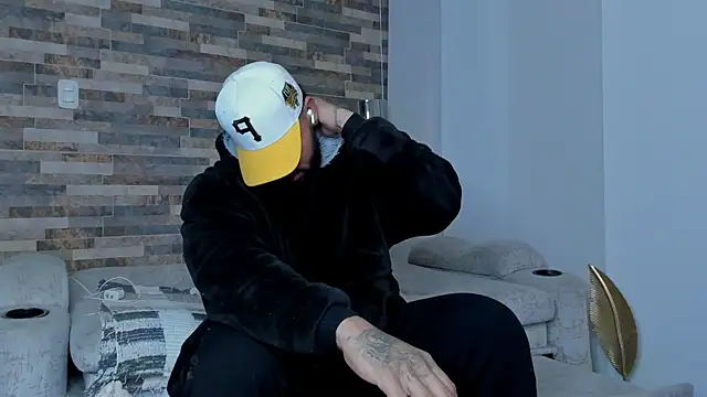 Snapshot of zaiin_diesel chatting on March 2025 11:31:01 AM zaiin diesel online show from March 2025 11:31:01 AM