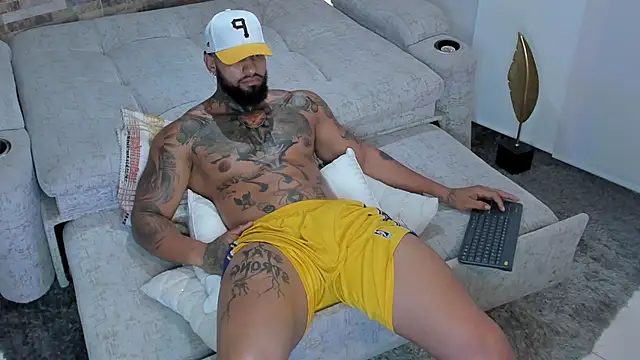 Snapshot of zaiin_diesel chatting on March 2025 04:23:02 PM zaiin diesel online show from March 2025 04:23:02 PM