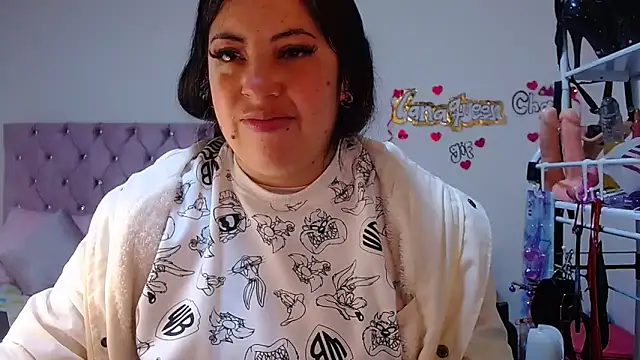 lanaqueen699 online show from February 2026 12:19:01 PM