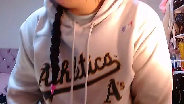 lanaqueen699 online show from April 2026 12:17:02 PM