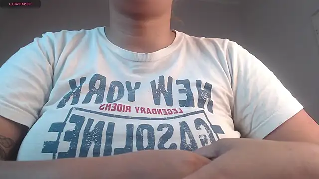 april bunnyy online show from September 2025 06:29:01 PM