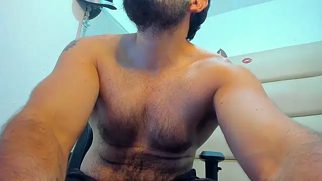 SbasTone Muscle online show from November 2025 12:15:02 PM