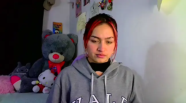 lucycherry   online show from March 2025 04:02:02 AM