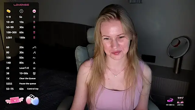 Snapshot of IsabelAllen chatting on May 2026 06:59:01 PM IsabelAllen online show from May 2026 06:59:01 PM