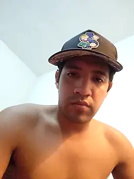 Snapshot of LiosArmando420 chatting on December 2025 09:57:01 PM LiosArmando420 online show from December 2025 09:57:01 PM