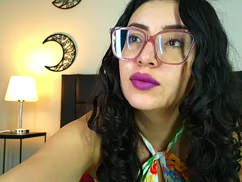 EvoletFMK online show from October 2025 05:46:02 PM