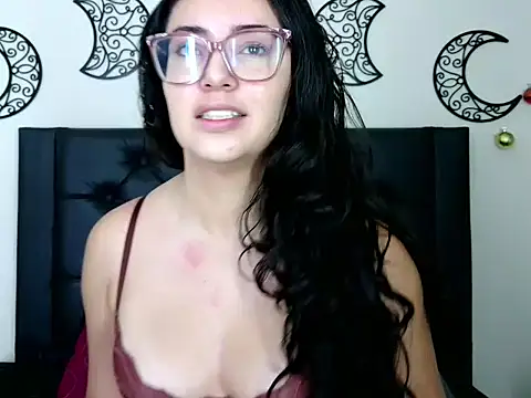 EvoletFMK online show from December 2025 09:14:02 AM