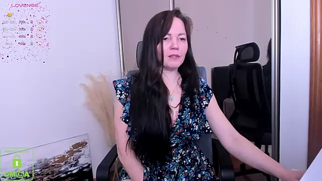 Snapshot of VanessaSmuth chatting on January 2025 04:52:02 AM VanessaSmuth online show from January 2025 04:52:02 AM