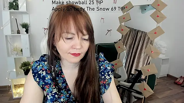 Snapshot of VanessaSmuth chatting on February 2025 01:56:01 AM VanessaSmuth online show from February 2025 01:56:01 AM