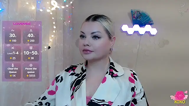 JewellKiss7 online show from February 2026 01:18:02 PM