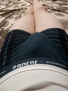 red red00 online show from February 2025 02:37:01 PM