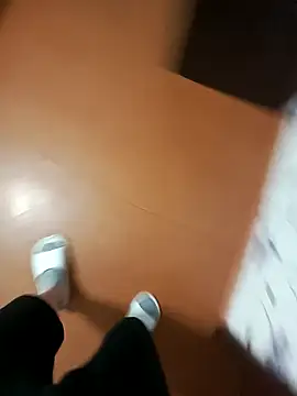 red red00 online show from March 2025 05:17:02 PM