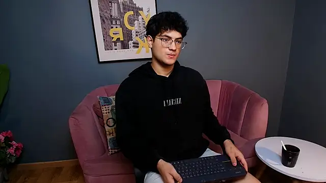 Snapshot of Mark_Evans1_ chatting on March 2025 07:38:02 PM Mark Evans1 online show from March 2025 07:38:02 PM