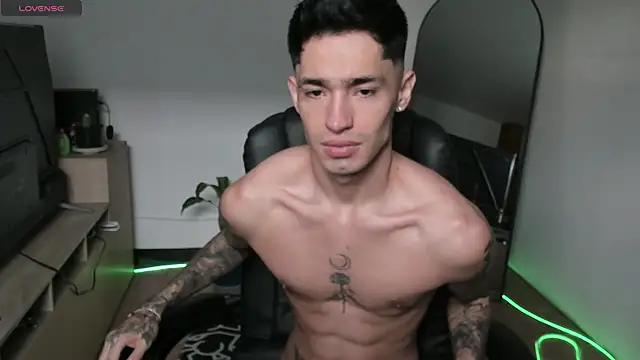 Damon  333 online show from December 2025 09:12:02 PM