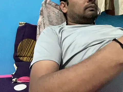 NiceBoy9099 online show from November 2025 08:14:02 AM