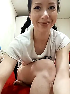 Snapshot of SashaGrinch chatting on December 2024 04:46:02 PM SashaGrinch online show from December 2024 04:46:02 PM