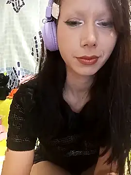 Snapshot of SashaGrinch chatting on October 2025 04:49:02 PM SashaGrinch online show from October 2025 04:49:02 PM