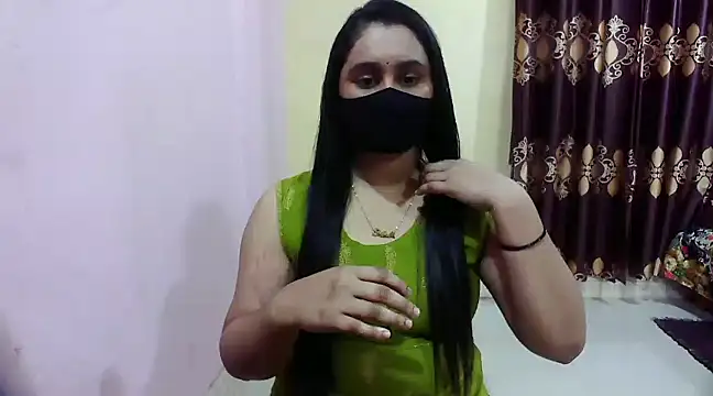 Snapshot of LovelyRose69 chatting on December 2024 06:38:01 PM LovelyRose69 online show from December 2024 06:38:01 PM