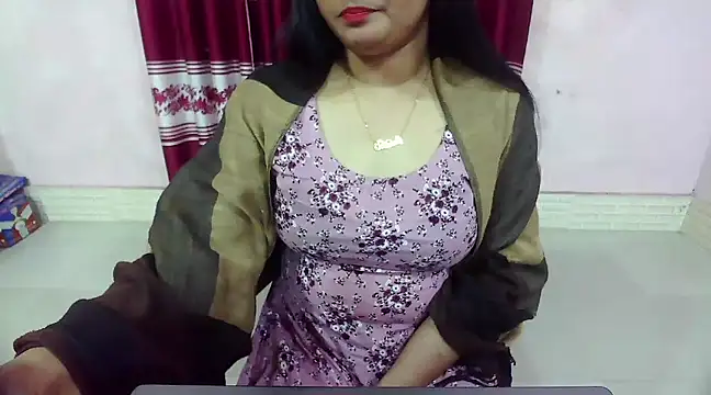 Snapshot of LovelyRose69 chatting on January 2025 12:05:01 PM LovelyRose69 online show from January 2025 12:05:01 PM