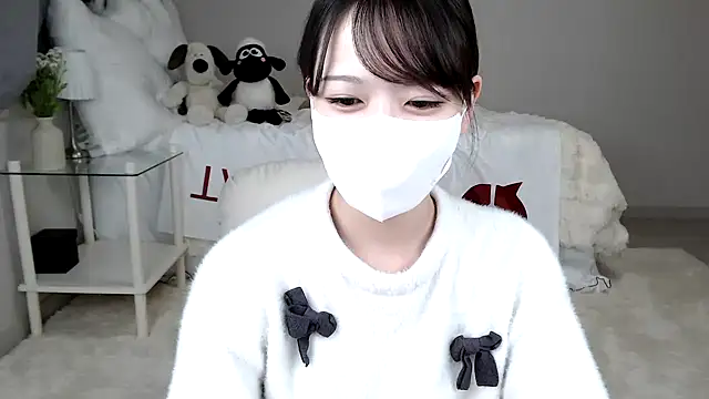 Snapshot of mei_mei_chan chatting on February 2025 01:40:02 PM mei mei chan online show from February 2025 01:40:02 PM