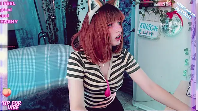 Snapshot of Toxic_Ellies chatting on January 2025 12:24:01 PM Toxic Ellies online show from January 2025 12:24:01 PM