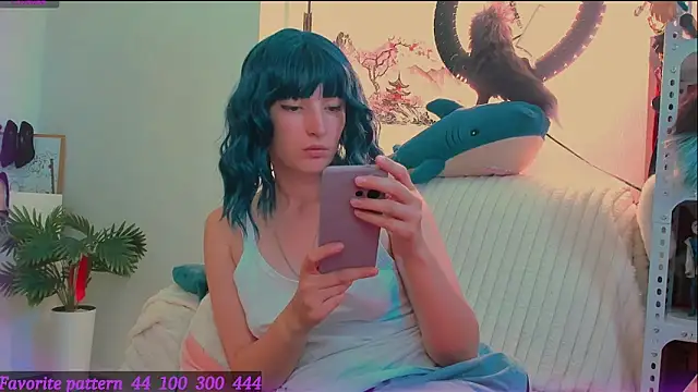 Toxic Ellies online show from June 2026 07:58:02 AM