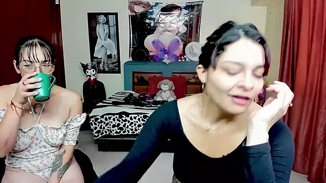 jeyloveebony online show from November 2025 01:45:01 PM