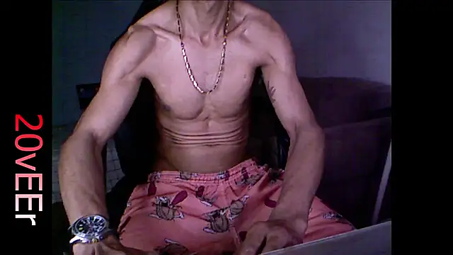 20vEEr online show from November 2025 07:49:02 PM