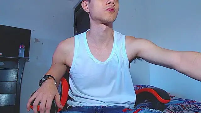 ADAM HOT online show from January 2026 10:26:01 PM