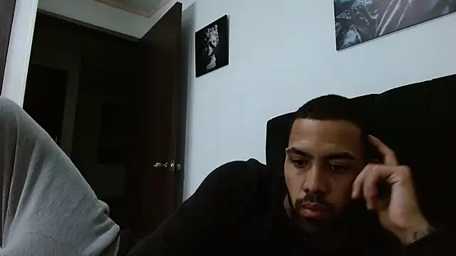 Hendry  online show from February 2025 02:17:01 AM