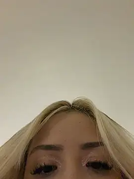Snapshot of Sofy_Softtt chatting on June 2026 02:23:01 AM Sofy Softtt online show from June 2026 02:23:01 AM