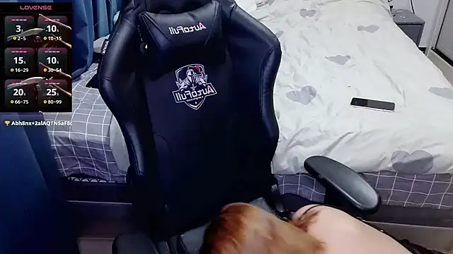 Snapshot of Angelababy001 chatting on February 2025 02:27:02 PM Angelababy001 online show from February 2025 02:27:02 PM