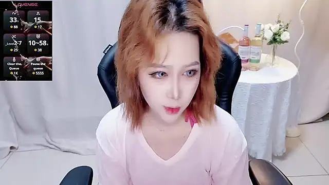 Snapshot of Angelababy001 chatting on March 2025 01:19:02 PM Angelababy001 online show from March 2025 01:19:02 PM