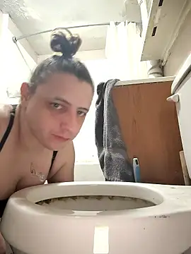 Snapshot of UniqueKorn86 chatting on January 2026 03:28:01 PM UniqueKorn86 online show from January 2026 03:28:01 PM