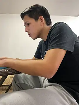 Dani202017 online show from December 2024 11:16:02 PM