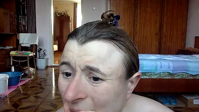 Snapshot of KlavdiaPetrivna chatting on July 2026 03:35:02 AM KlavdiaPetrivna online show from July 2026 03:35:02 AM