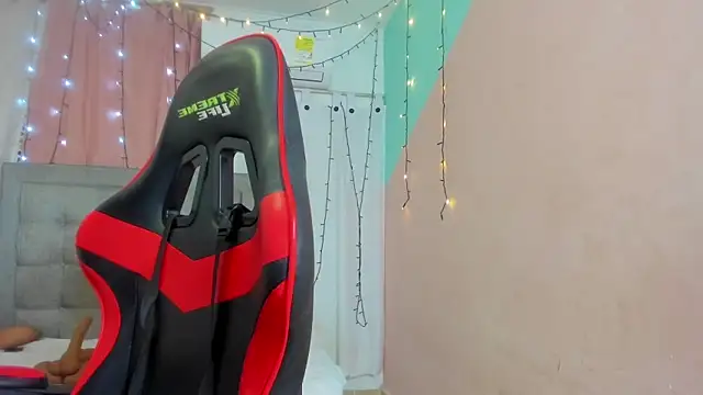 valentina 0  online show from February 2025 09:54:01 AM