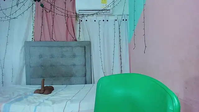 valentina 0  online show from September 2025 03:42:02 AM