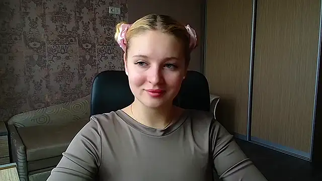 Milka kiss  online show from May 2026 09:48:02 AM
